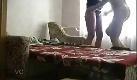 당신이 르 한국어 동영상 무료 볼로 에스메랄다와 놀고 자신