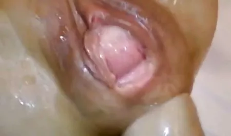 가슴을 핥고,,레즈비언입니다. 털이 포르노 동영상